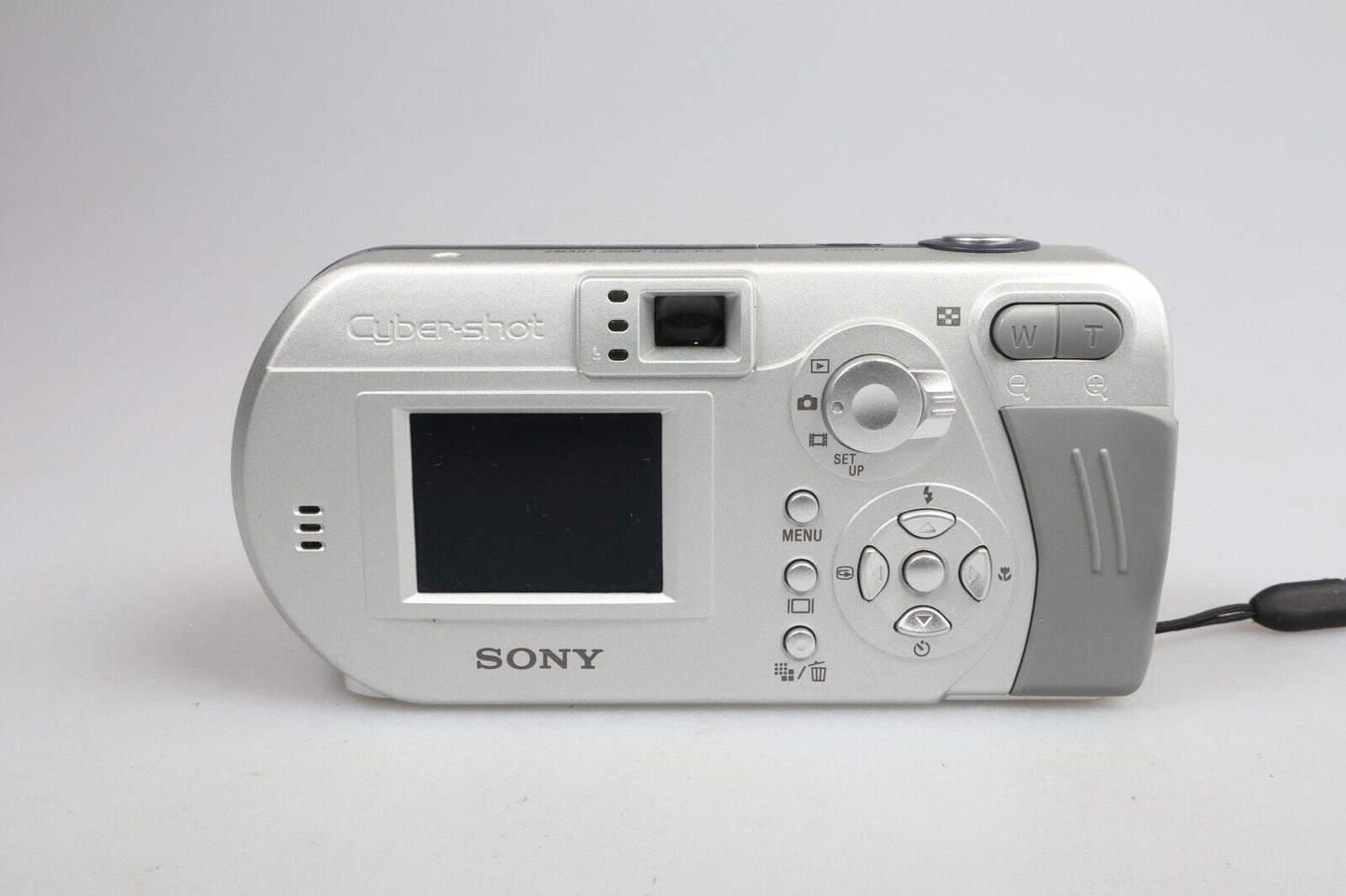 Sony Cyber-shot DSC-P72 | Digital Compact Camera | 3.2MP | Silver