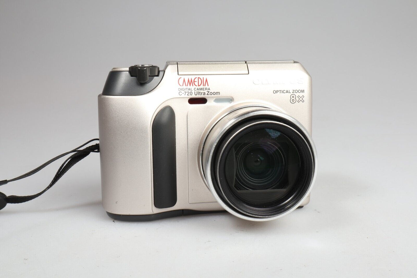 Olympus Camedia C-720 | Digital Compact Camera | 3.0MP | Silver