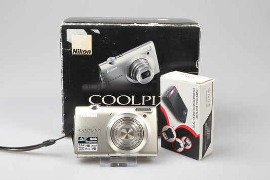 Nikon Coolpix S5100 | Digital Compact Camera | 12.2MP | Silver