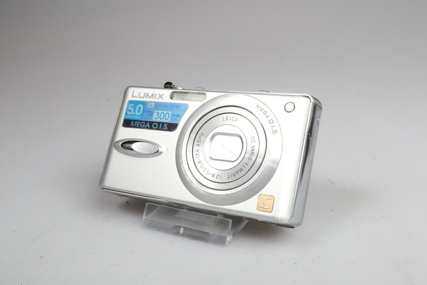 Panasonic Lumix DMC-FX8 | Fotocamera digitale compatta | 5.0MP | Argento