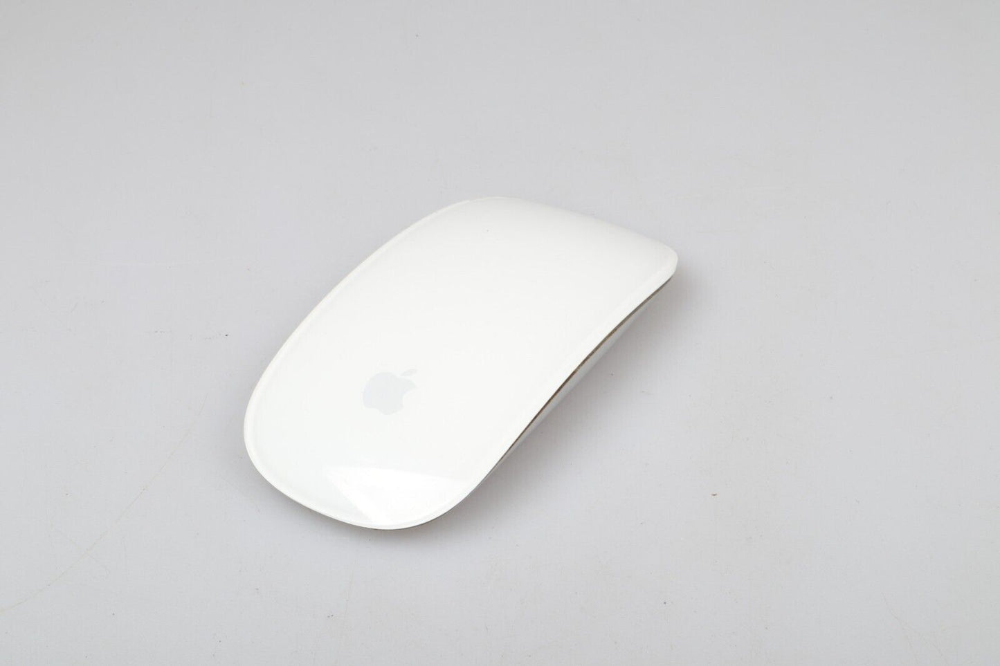 Apple (A1296) | Magic Mouse | White