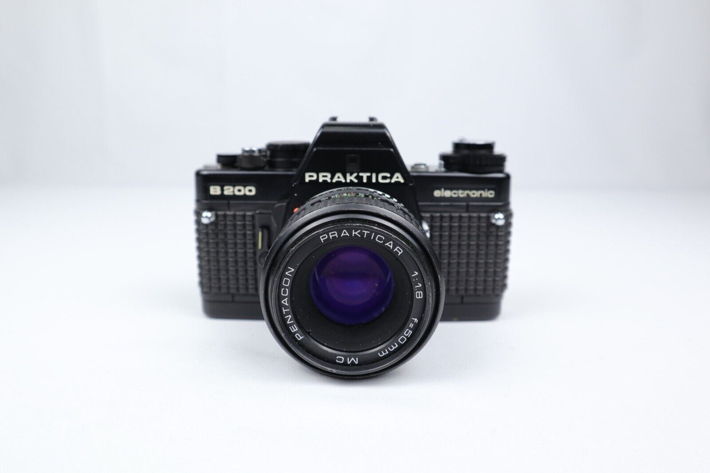 Pentacon Praktica B200 | 35mm SLR Film Camera | Prakticar 1.8 50mm Lens