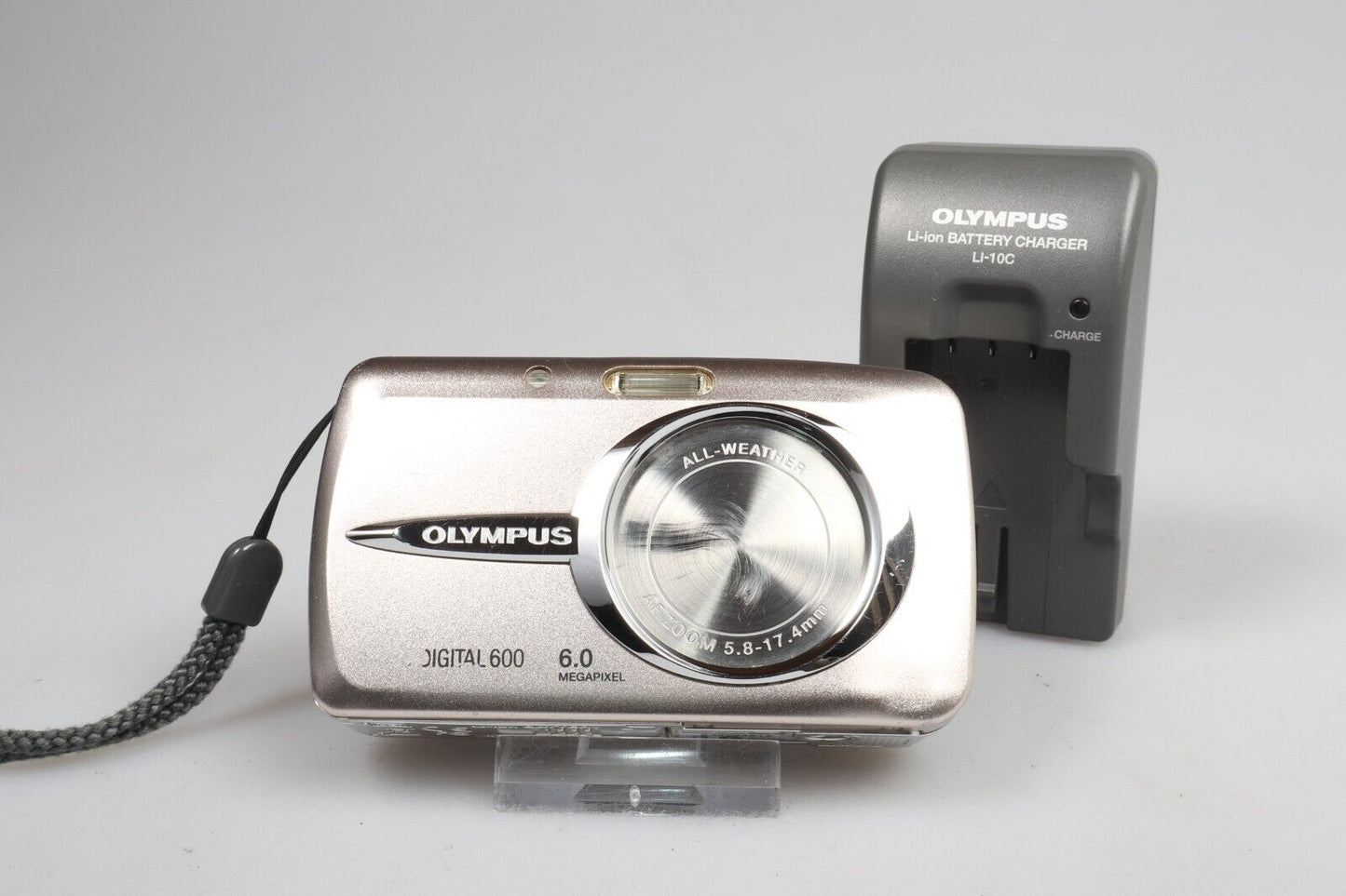 OlympusU600| Fotocamera digitale compatta | 6MP | Argento