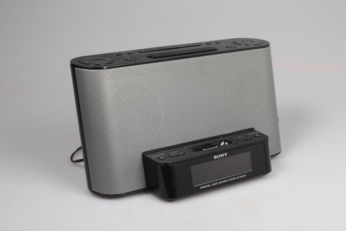 Sony ICF-DS11 iP | Personal Audio Docking System