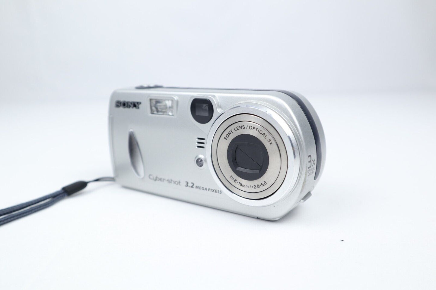 Sony Cybershot DSC-P72 | Digital Compact Camera | 3.2MP | Silver