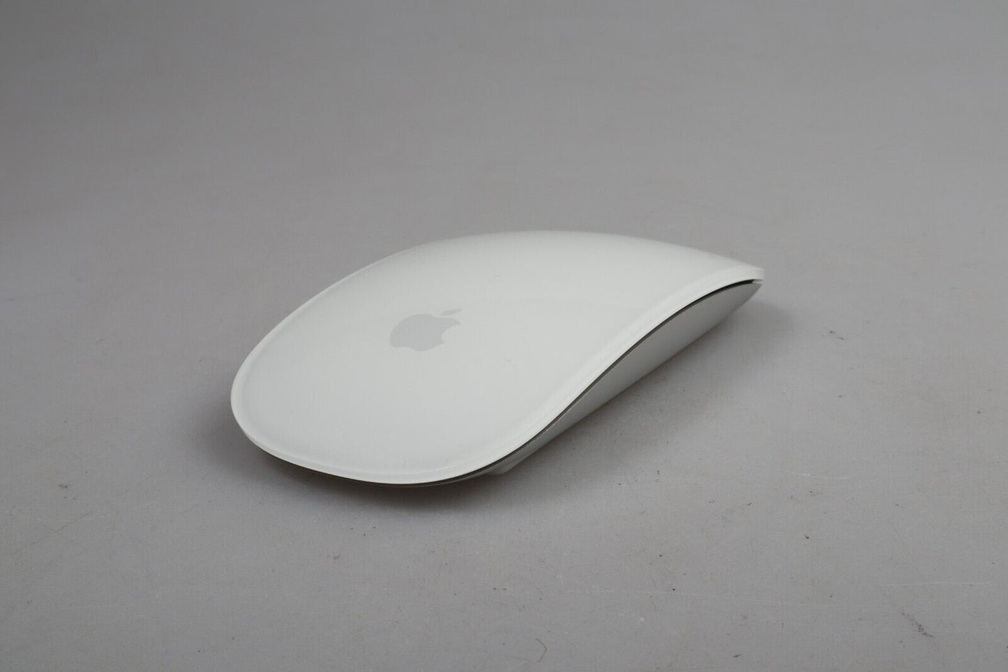 Apple A1657 | Mouse magico senza fili | Bianco