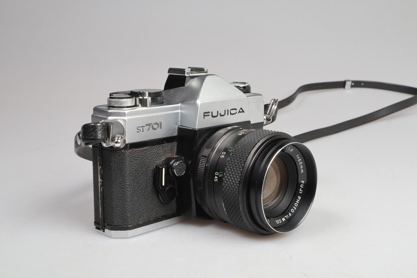 Fujica ST701 | 35mm SLR Film Camera | Fujinon 55mm 1:1.8 Lens