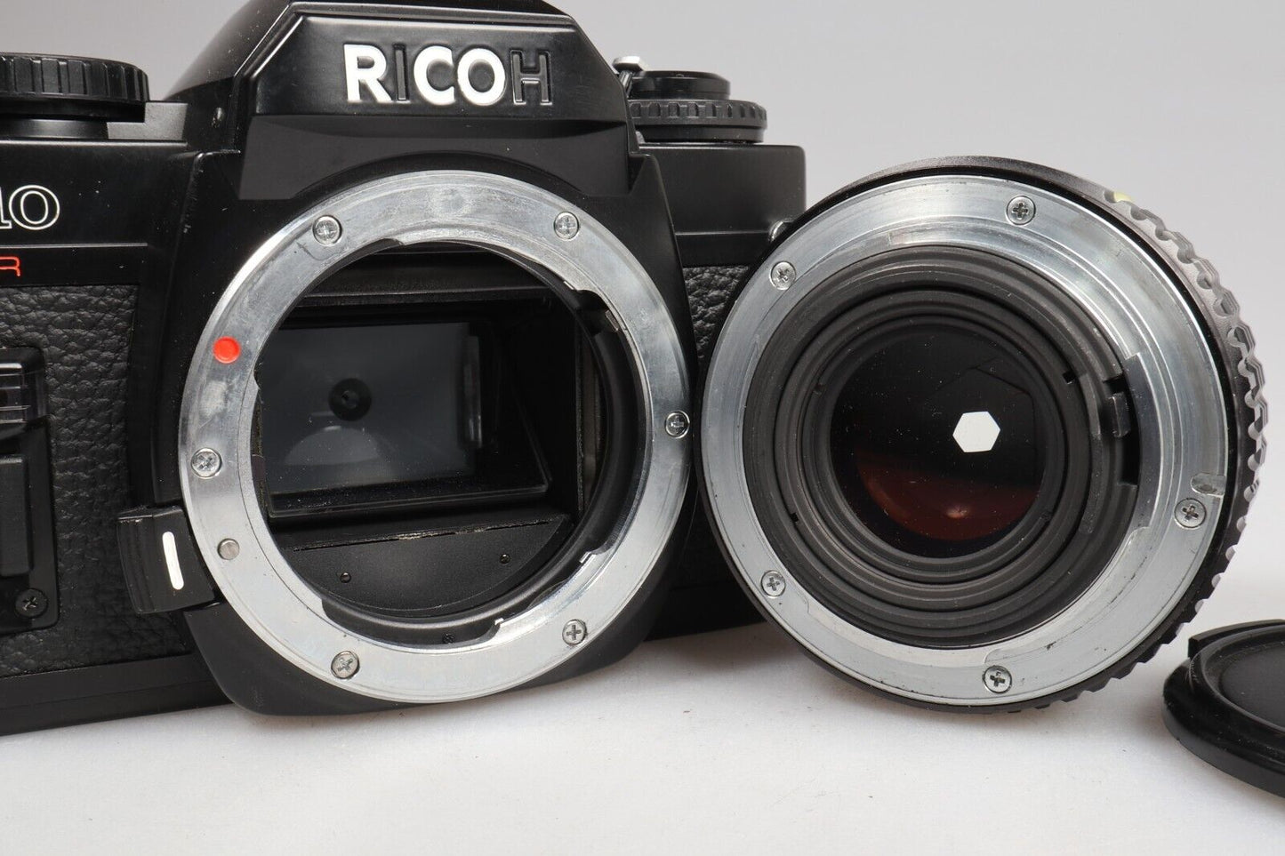 Ricoh KR-10 SUPER | 35 mm spiegelreflexcamera | SMC Pentax 1:1.2 55 mm-lens