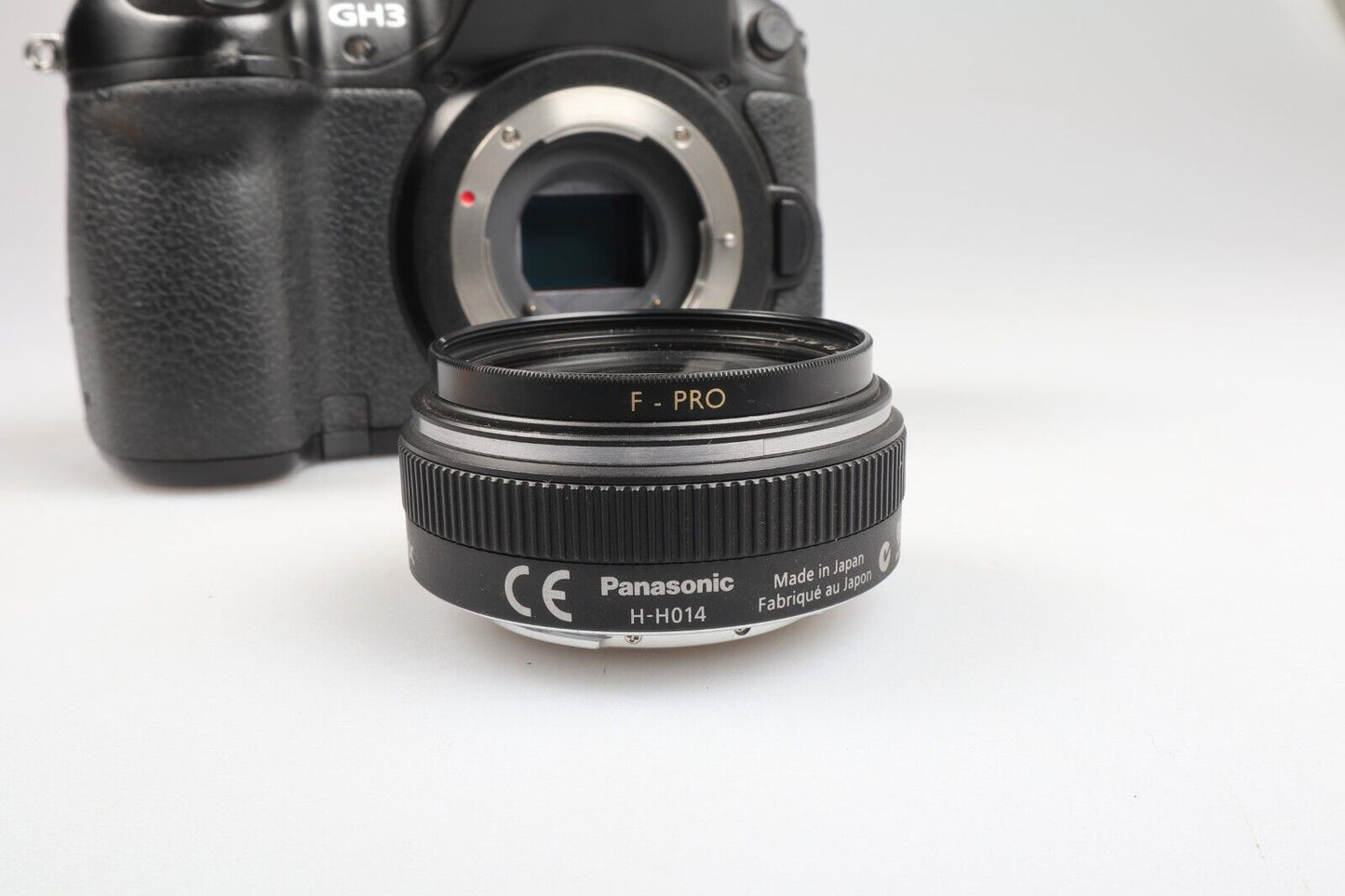 Panasonic Lumix DMC-GH3 | Spiegelloze camera met verwisselbare lens | H-H014 Lens