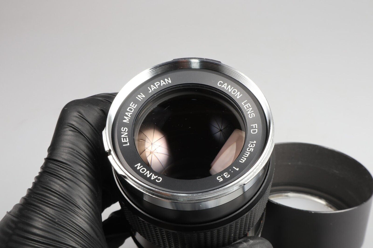 Canon FD-lens | 135 mm 1:3,5 | Canon FD-vatting