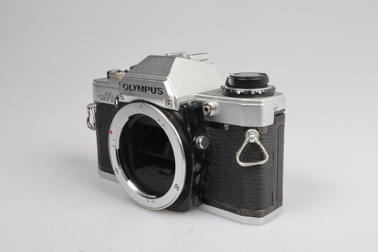 Olympus OM10 | 35mm SLR Film Camera | Body Only