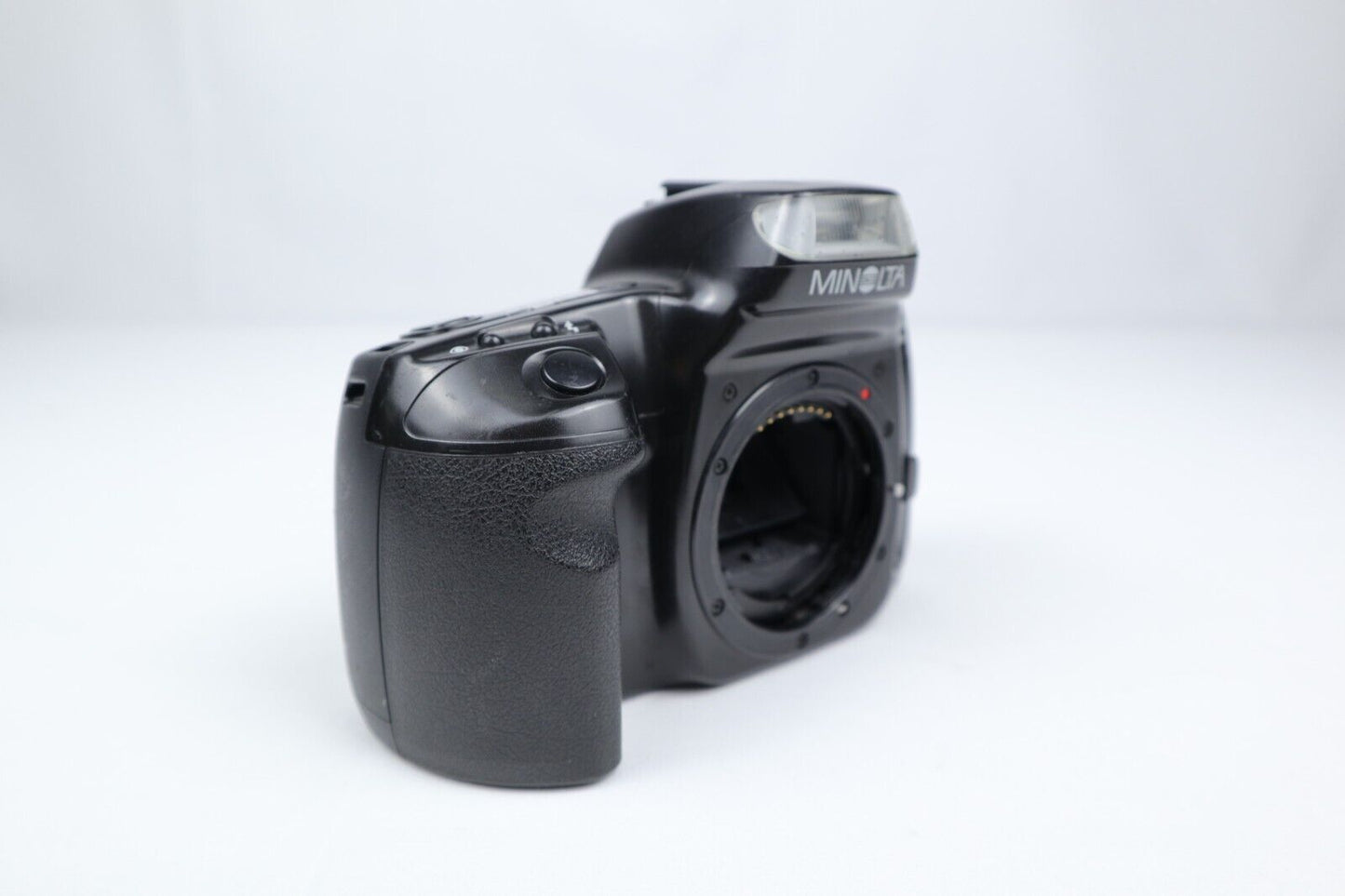 Minolta Dynax 300si | 35mm SLR Film Camera | Body Only