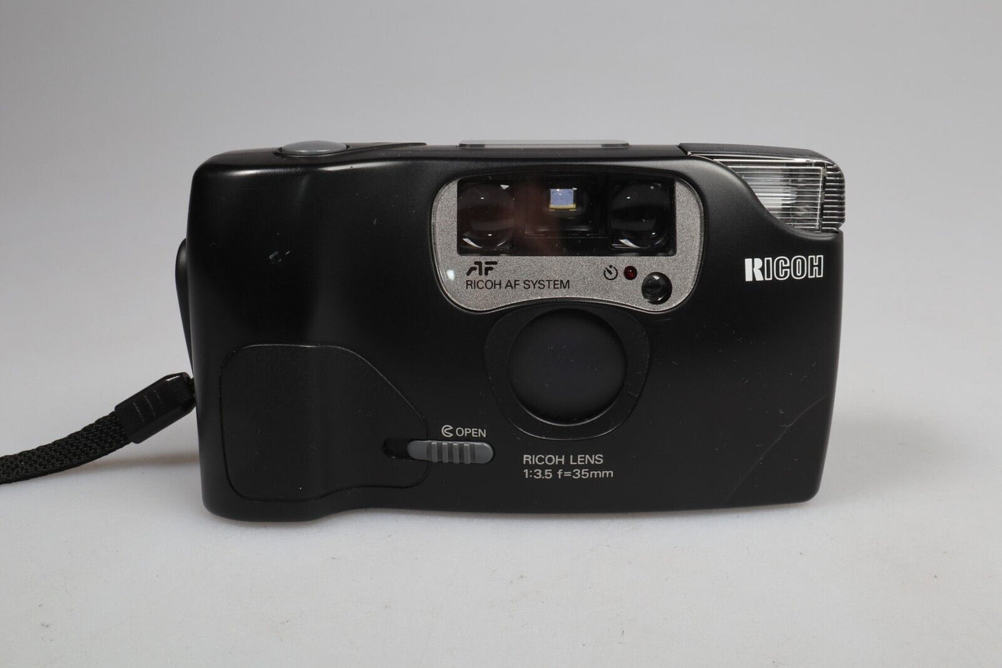 Ricoh FF-9S | 35mm Film Point & Shoot Camera | Black