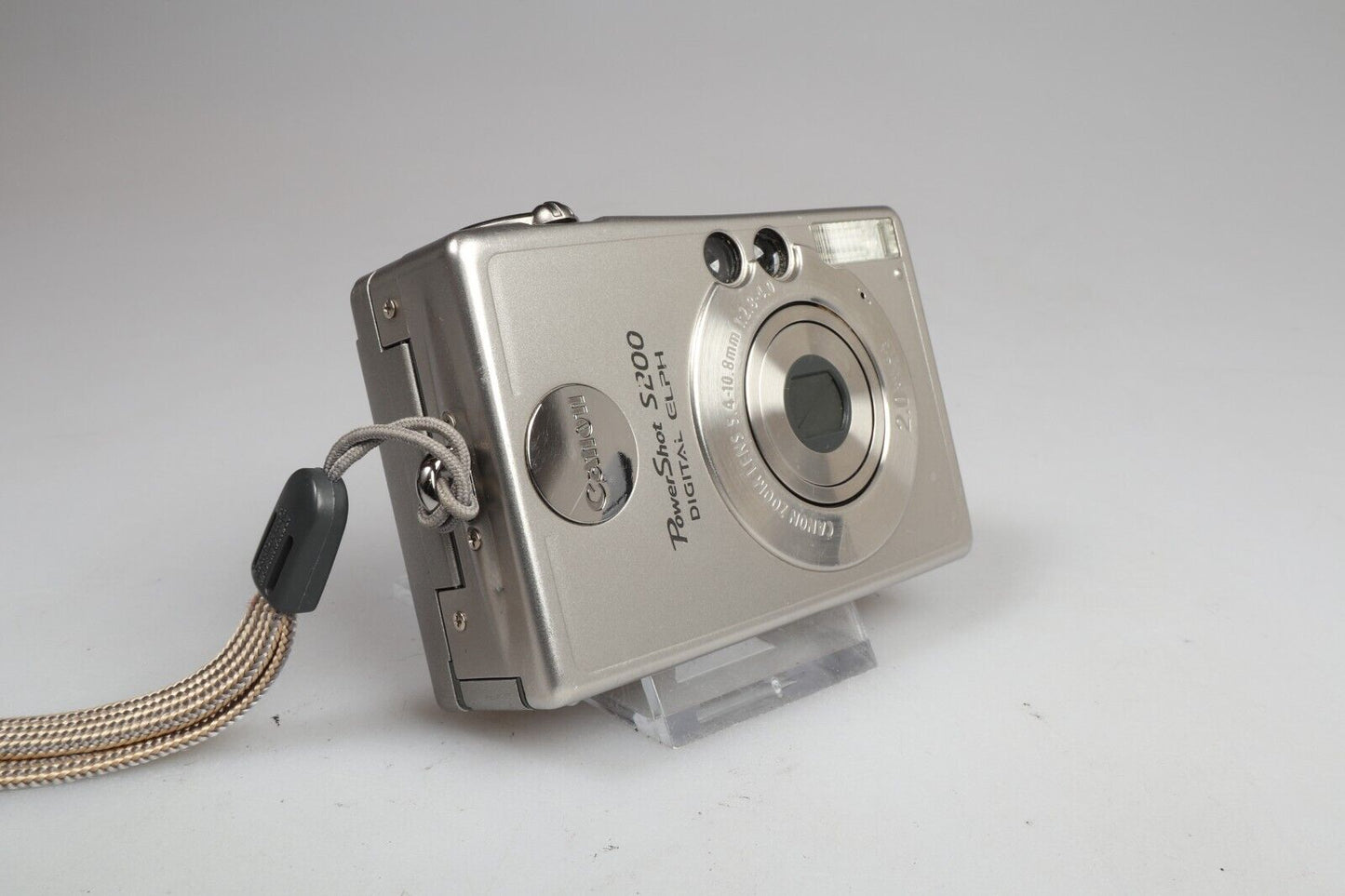 Canon PowerShot S200 | Digital Compact Camera | 2.0MP | Silver