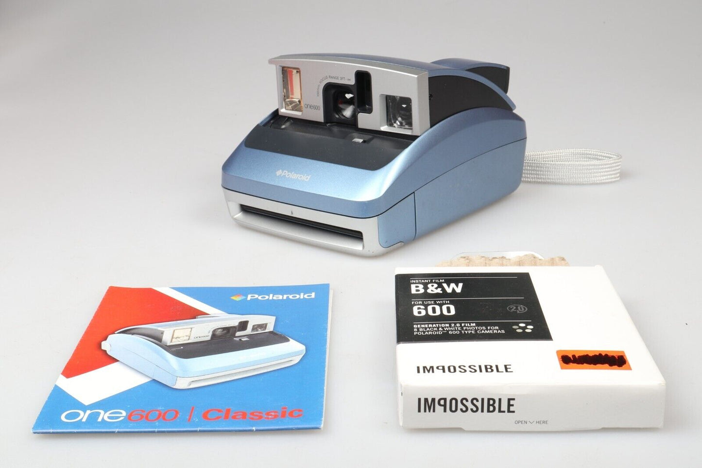 Polaroid 600 | Instant film Camera Gift Pack