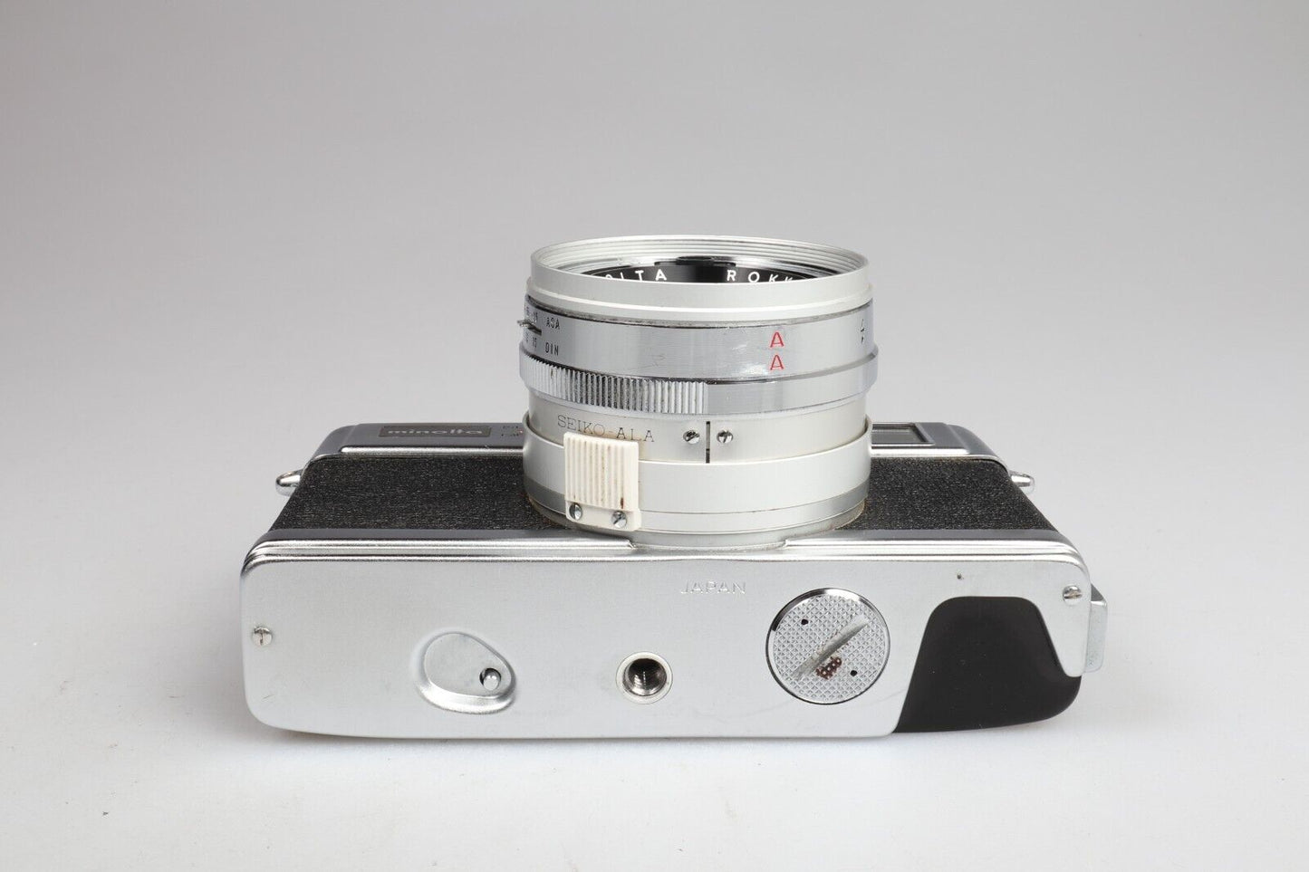 Minolta Hi-Matic 11 | 35mm Point &amp; Shoot Filmcamera | Zilver/Zwart 