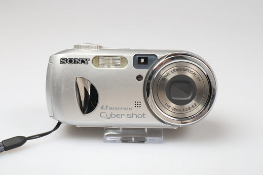 Sony Cybershot DSC-P73 | Digital Compact Camera | 4.1MP | Silver