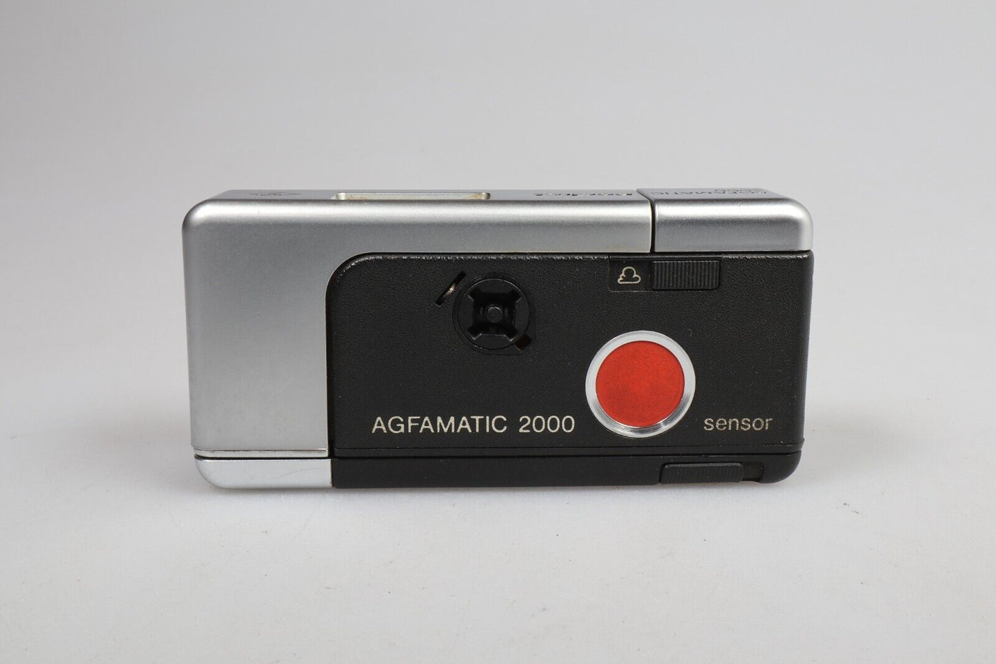 Agfa Agfamatic 2000 Sensor Pocket | 110 Film Camera | Silver/Black