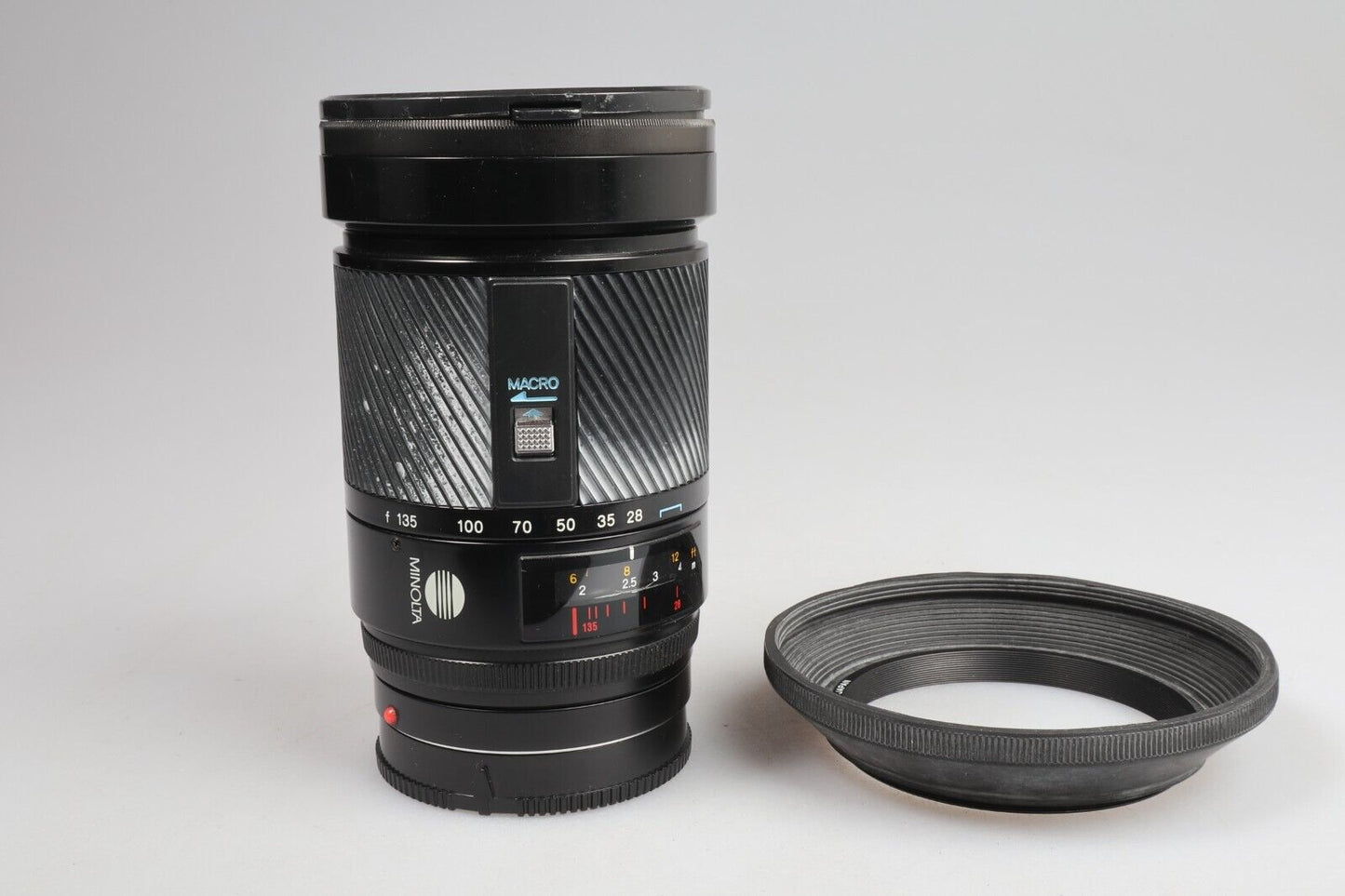 Minolta Macro Zoom Lens | 28-135mm F/4(22)-4.5 | Sony A Mount