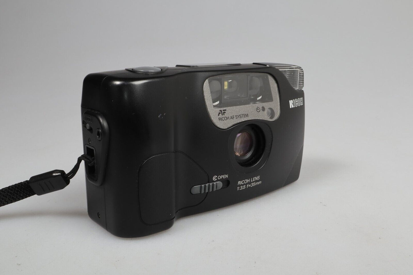 Ricoh FF-9S | 35mm Film Point & Shoot Camera | Black