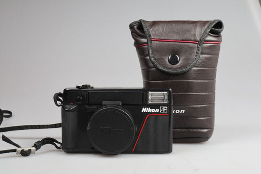 Nikon L35 AF | 35-mm-Point-and-Shoot-Filmkamera | Schwarz