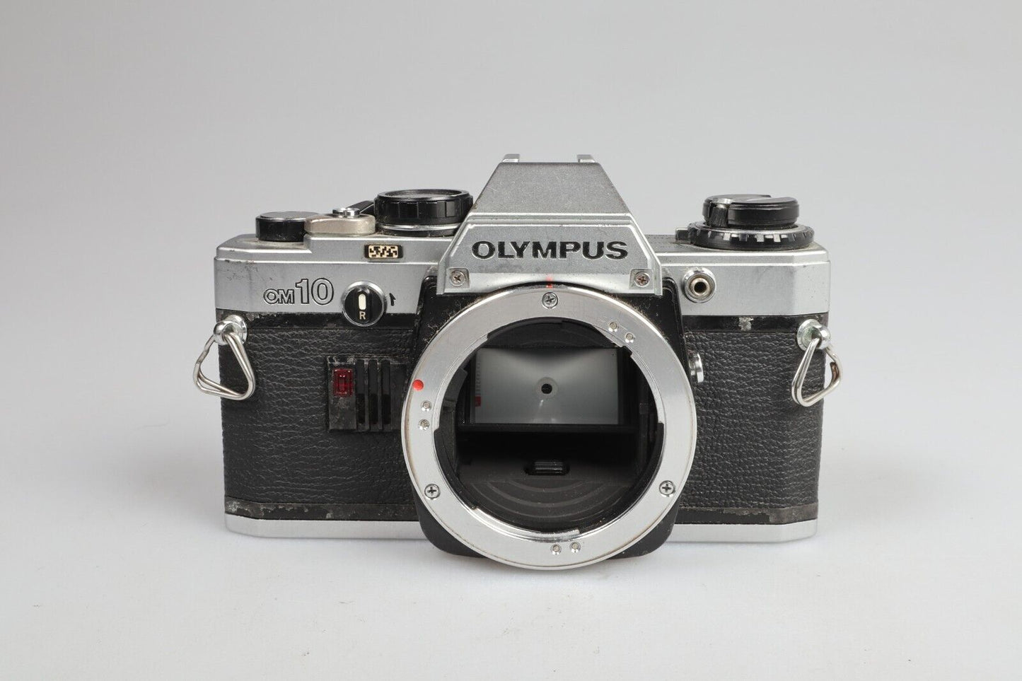 Olympus OM10 | 35mm SLR Film Camera | Body Only