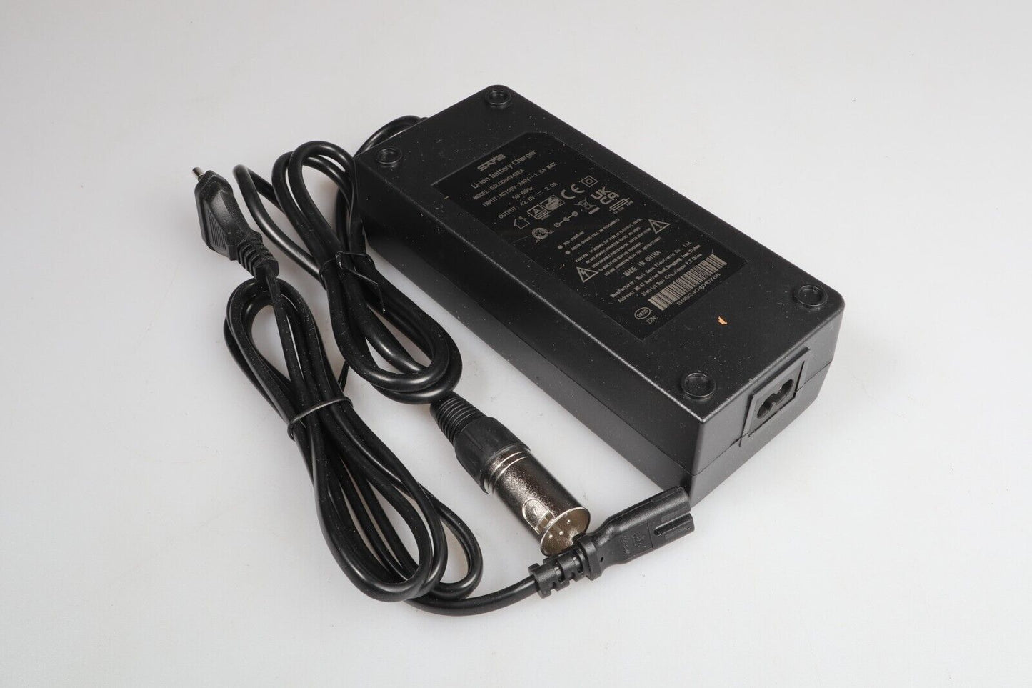 Sans SSLC084V42EA | E-Bike Battery Charger | EU Plug