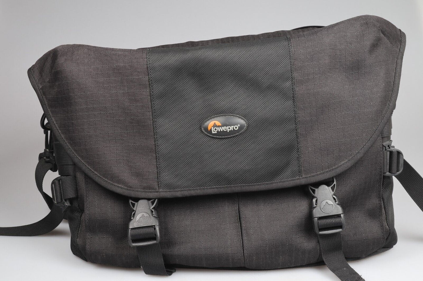 Lowepro Stealth-verslaggever | 500AW cameratas schoudertas | Zwart