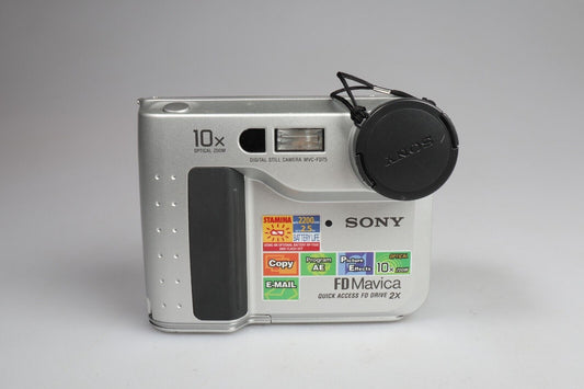 Sony MVC-FD75 FD Mavica | Digitale Standbildkamera | Silber