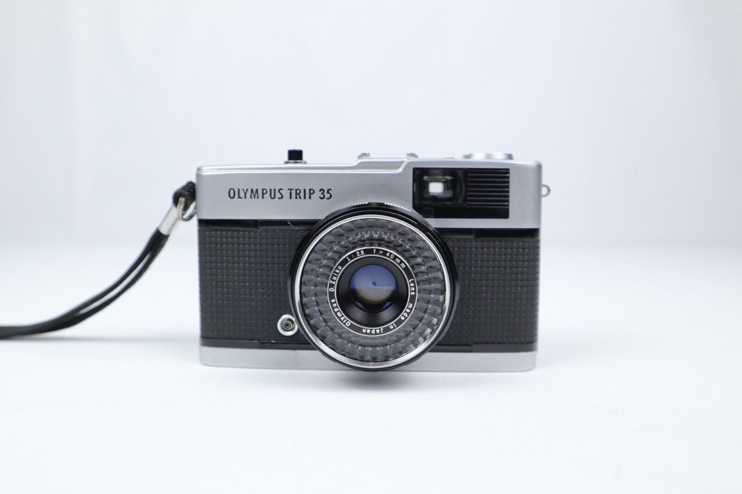 Olympus Trip 35 | 35mm Point & Shoot Film Camera | Silver