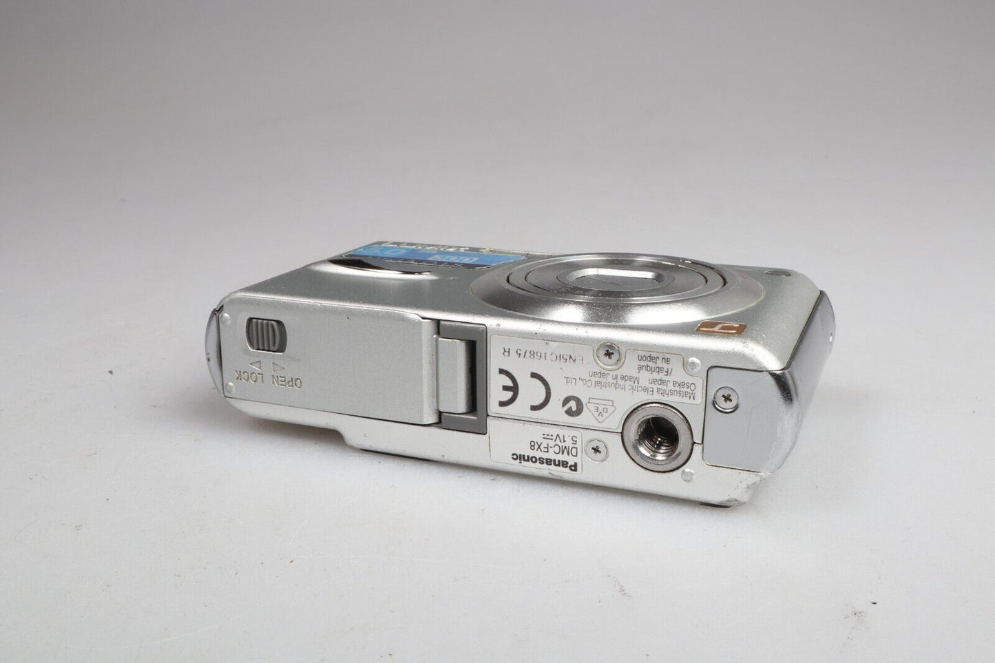 Panasonic Lumix DMC-FX8 | Fotocamera digitale compatta | 5.0MP | Argento