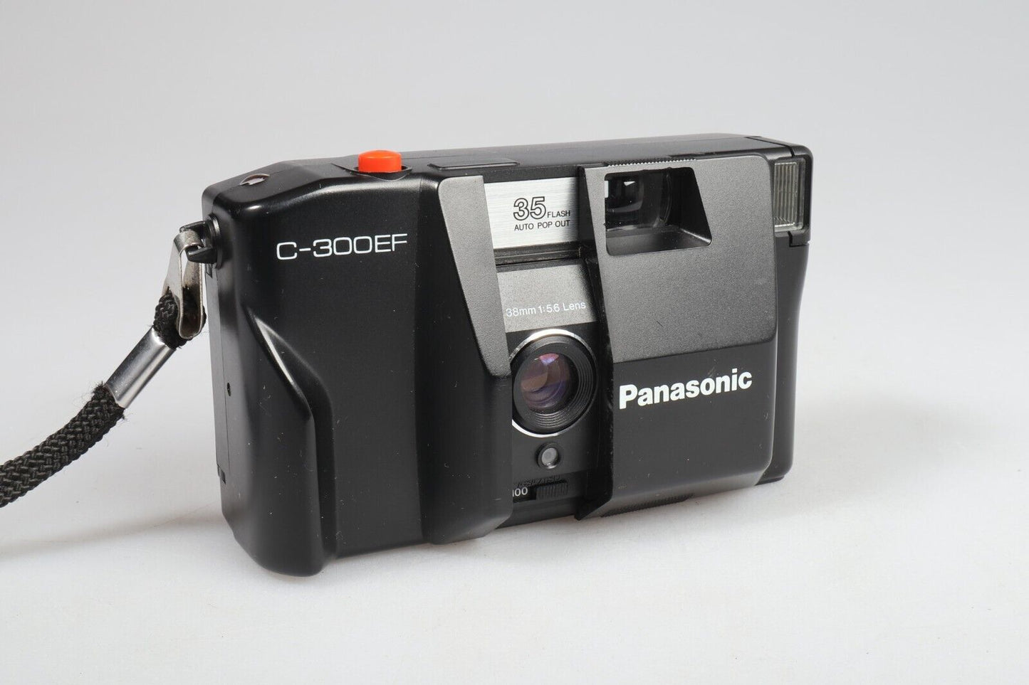 Panasonic C-300EF | Cámara de película de apuntar y disparar de 35 mm | Negro