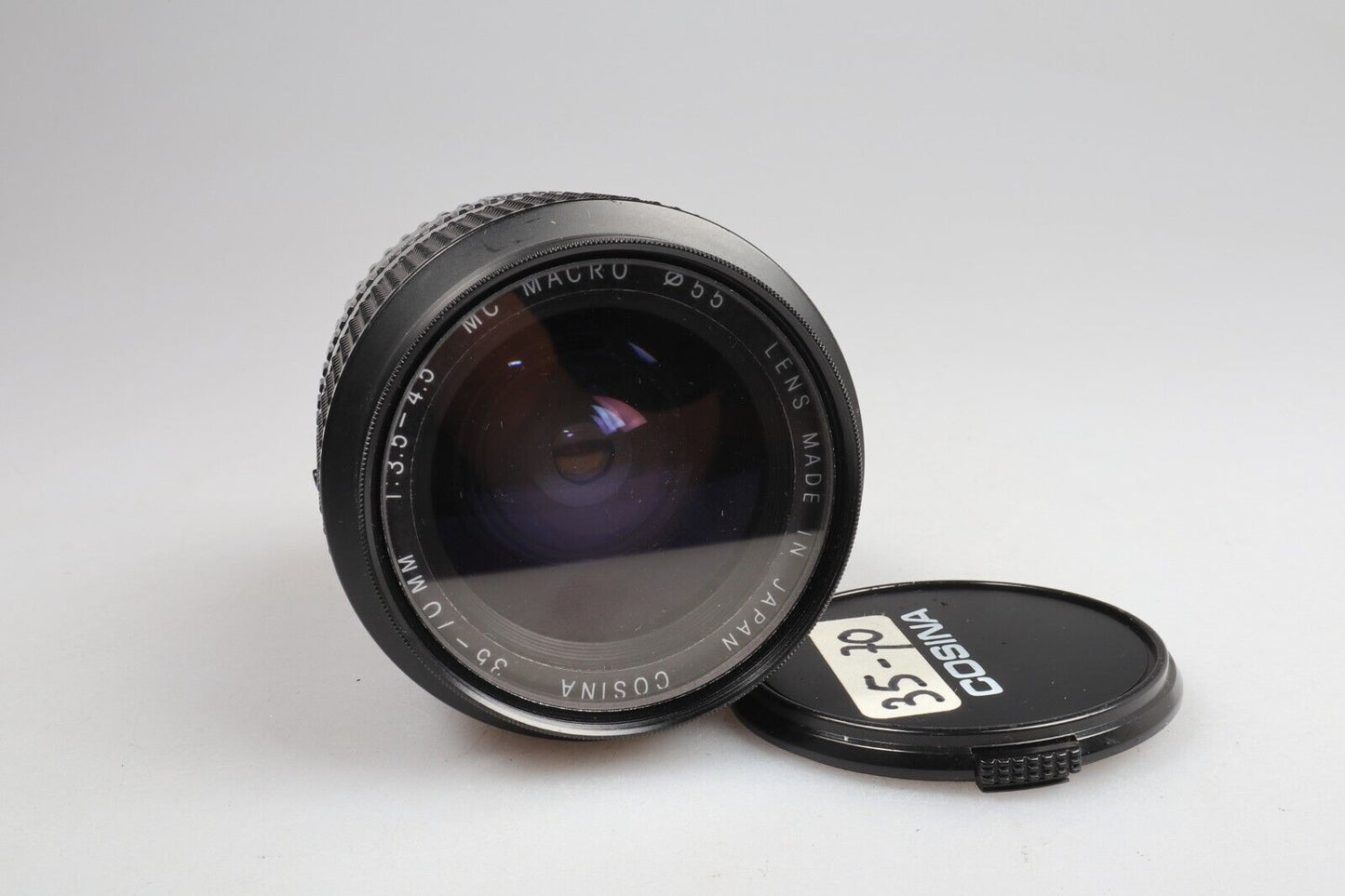 Cosina-lens MC Macro | 35-70 mm 1:3,5-4,5 | Pentax K-vatting