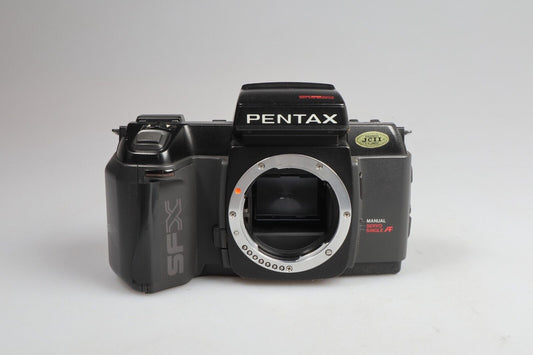 Pentax SFX-N | Cámara de película SLR de 35 mm | Sólo cuerpo