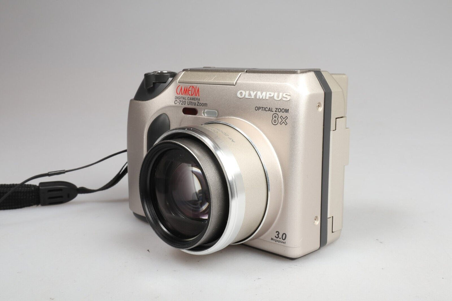 Olympus Camedia C-720 | Digital Compact Camera | 3.0MP | Silver