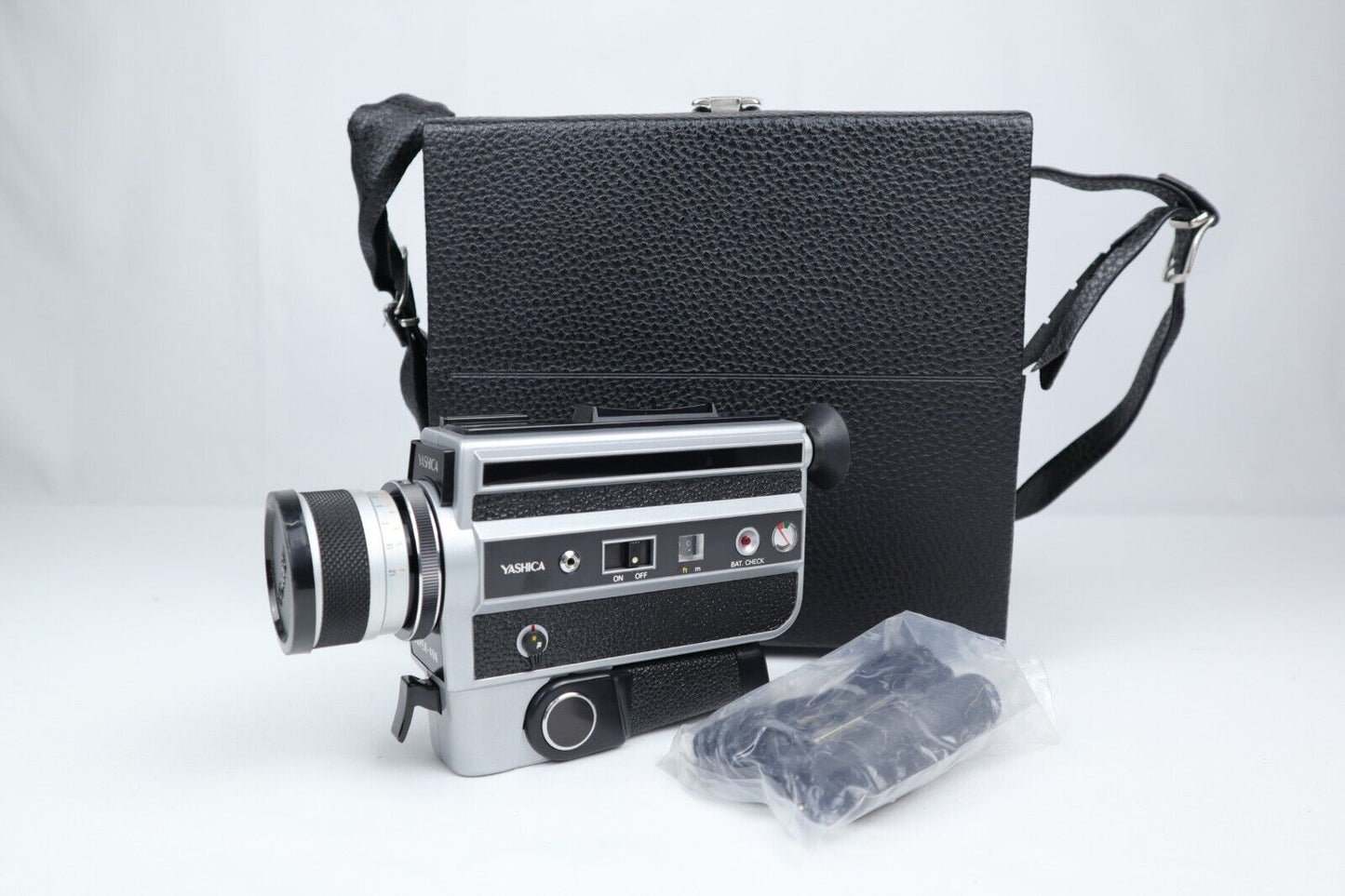 Yashica Super 40K | Super-8 Film Camera | Silver