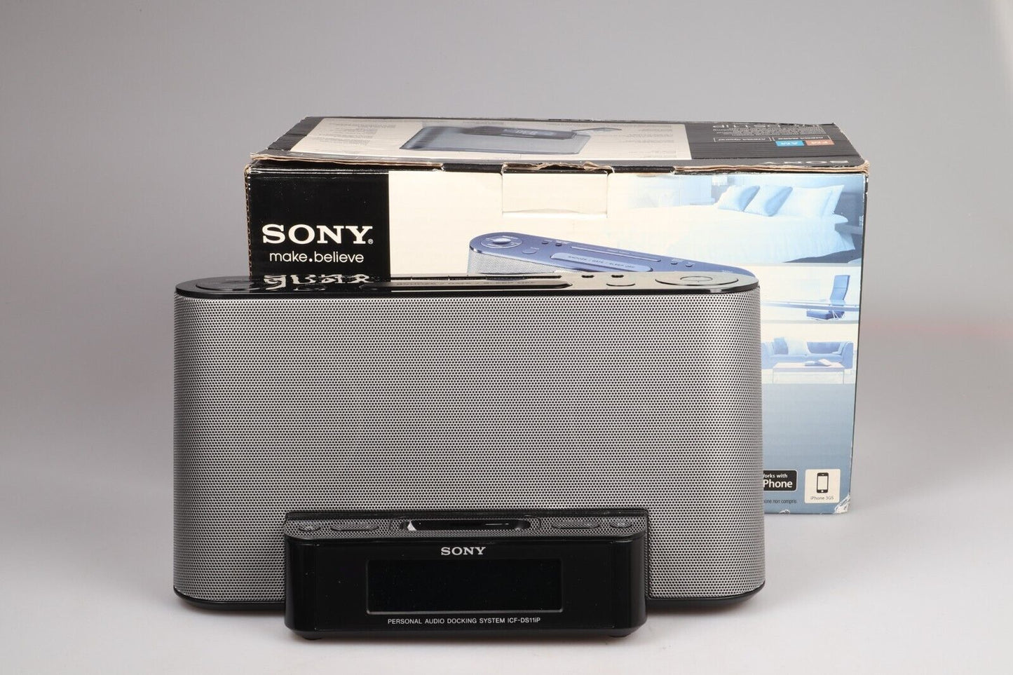 Sony ICF-DS11 iP | Personal Audio Docking System