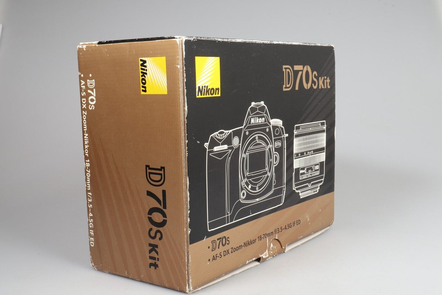 Nikon D70s Kit | Digital SLR Camera | AFS Nikkor 18-70mm Lens