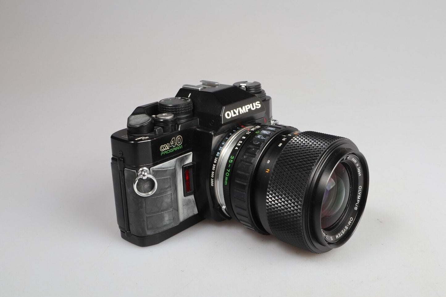 Olympus OM40 | 35mm SLR Film Camera | Zuiko Auto 35-70mm Zoom Lens