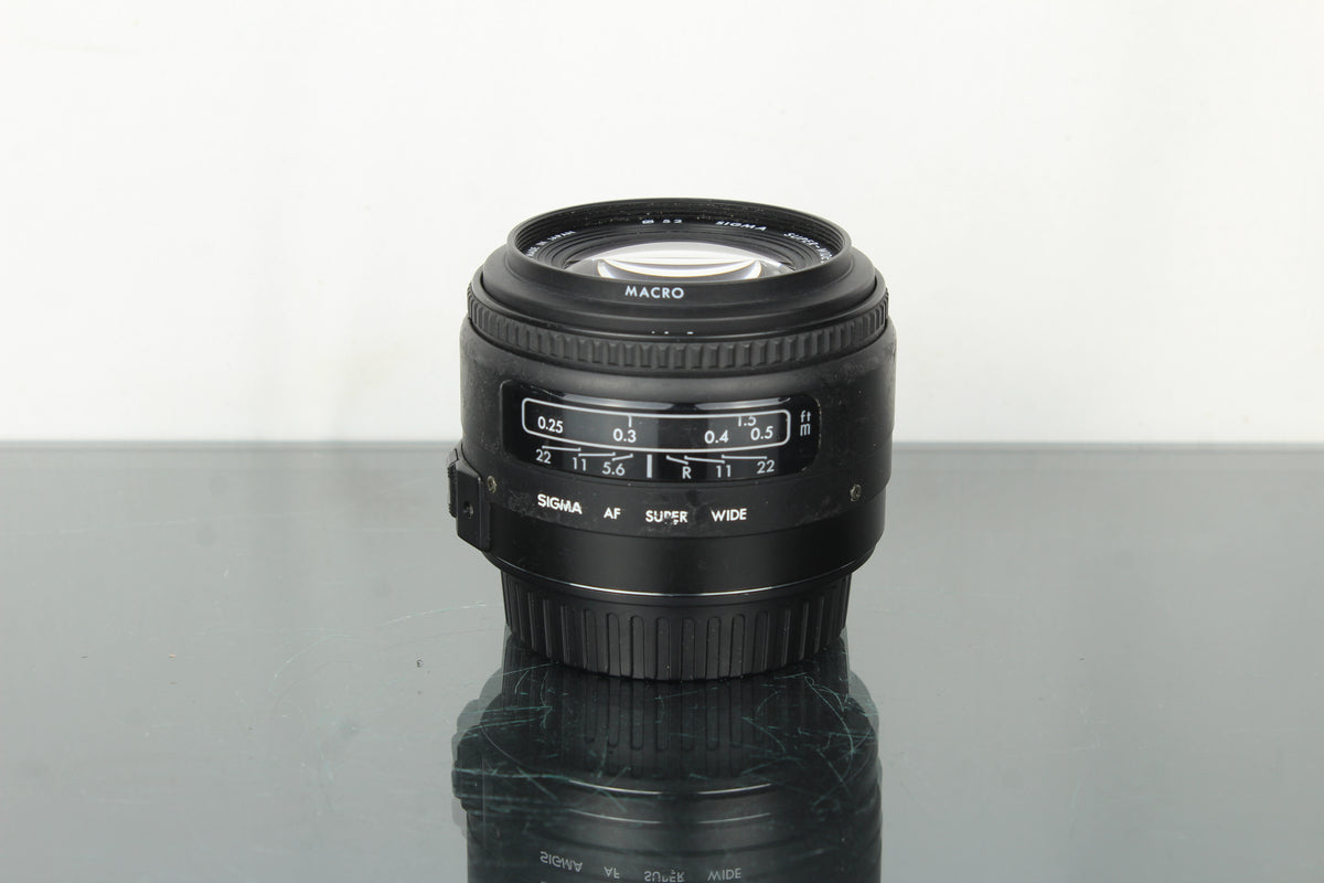 Sigma 1:2.8 F=24mm Canon EF Mount