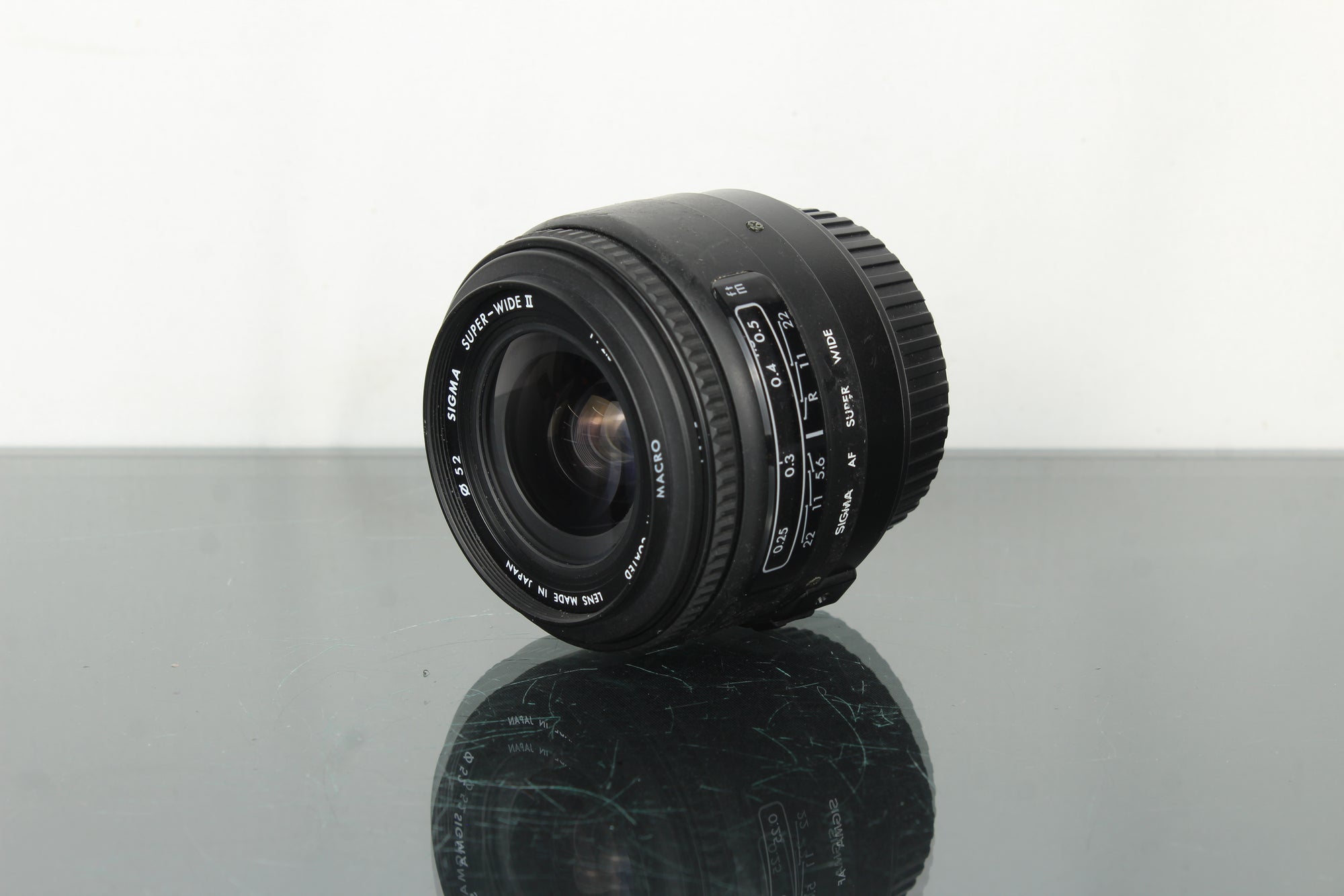 Sigma 1:2.8 F=24mm Canon EF Mount