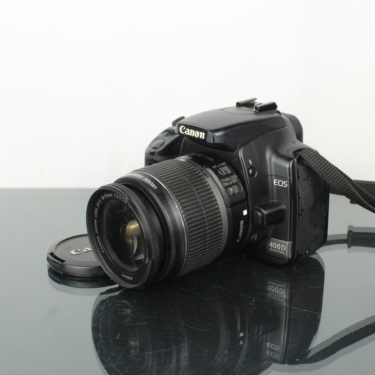 Canon EOS 400D EF-S 18-55mm IS
