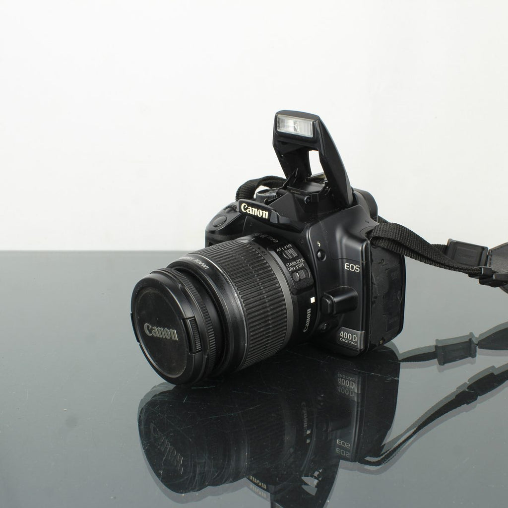 Canon EOS 400D EF-S 18-55mm IS