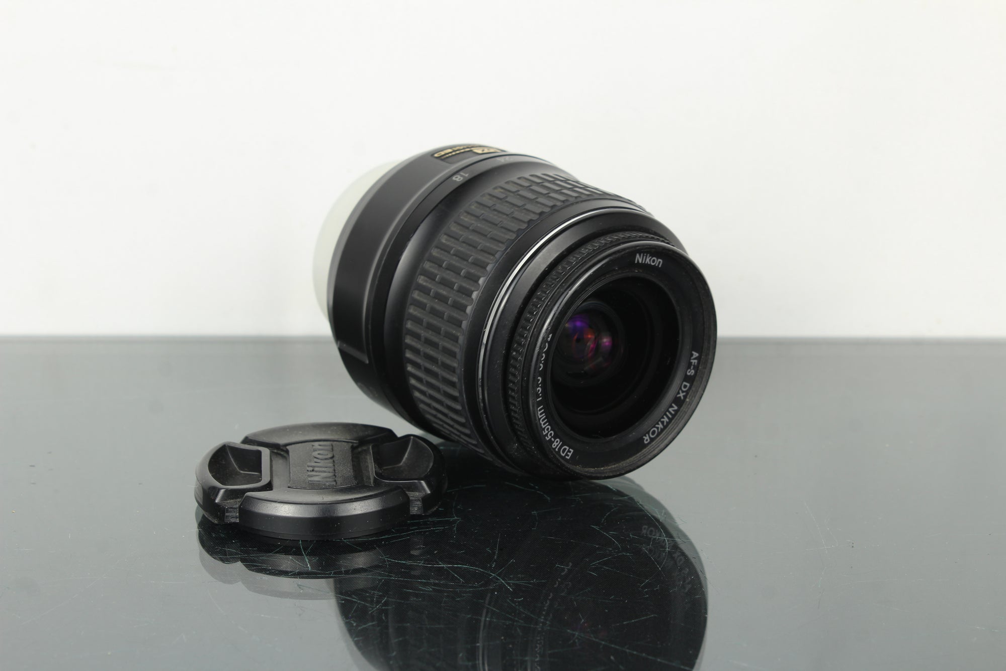 Nikon D40 X + AF-S DX Zoom-Nikkor 18-55mm F/3.5-5.6G ED II