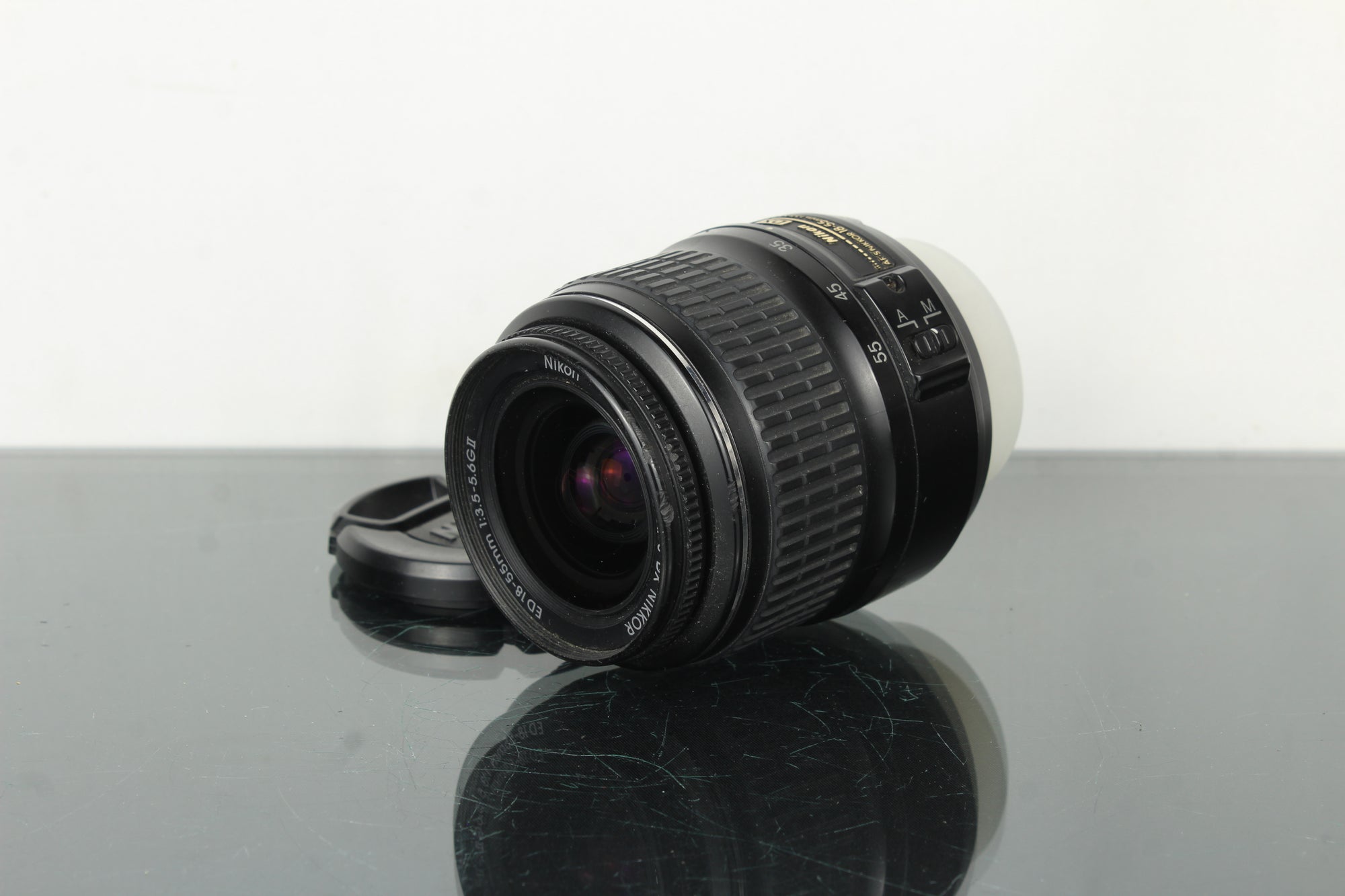 Nikon D40 X + AF-S DX Zoom-Nikkor 18-55mm F/3.5-5.6G ED II