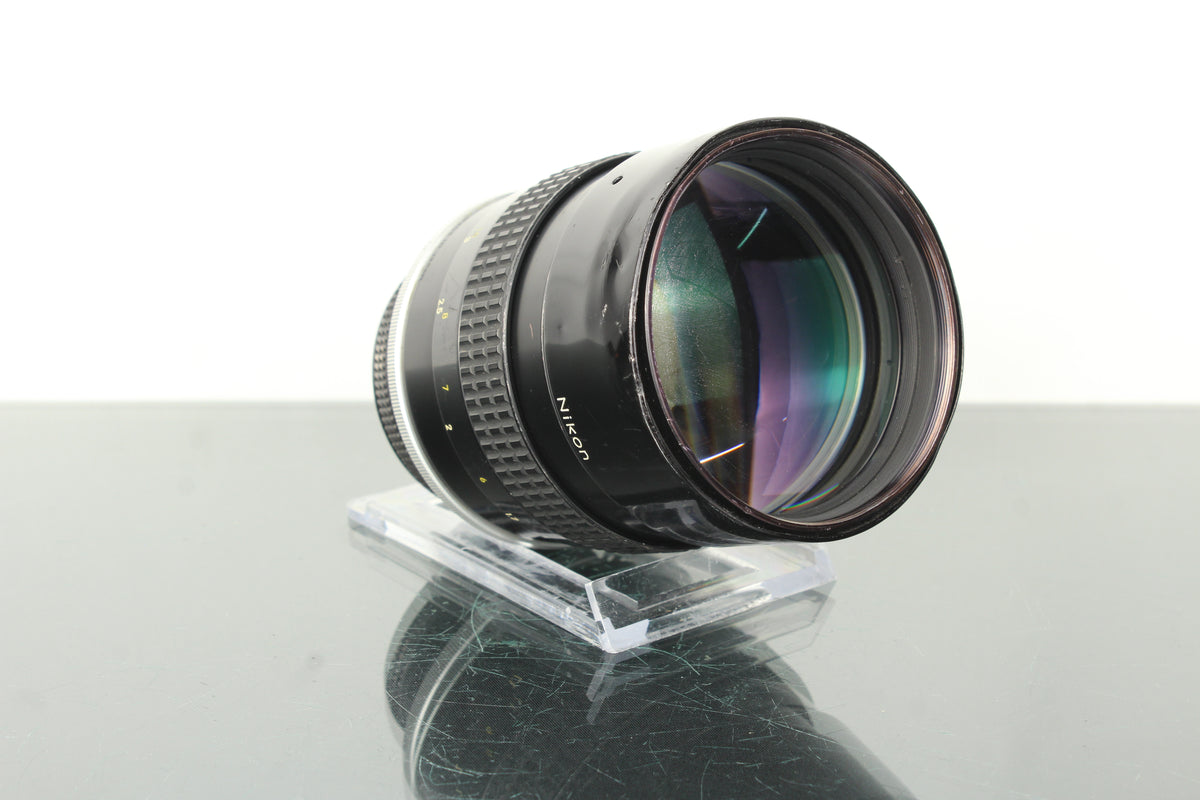 Nikkor 135mm 1:2 Nikon AI Mount