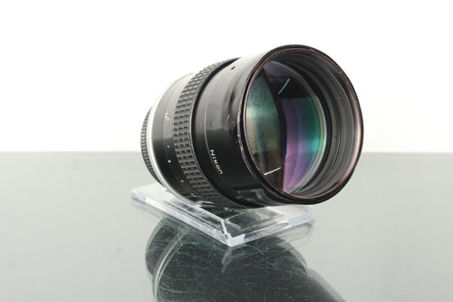 Nikkor 135mm 1:2 Nikon AI Mount