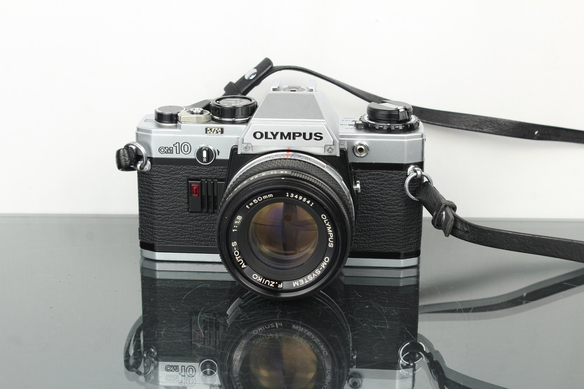 Olympus OM10 + 50mm 1.8 Olympus OM lens