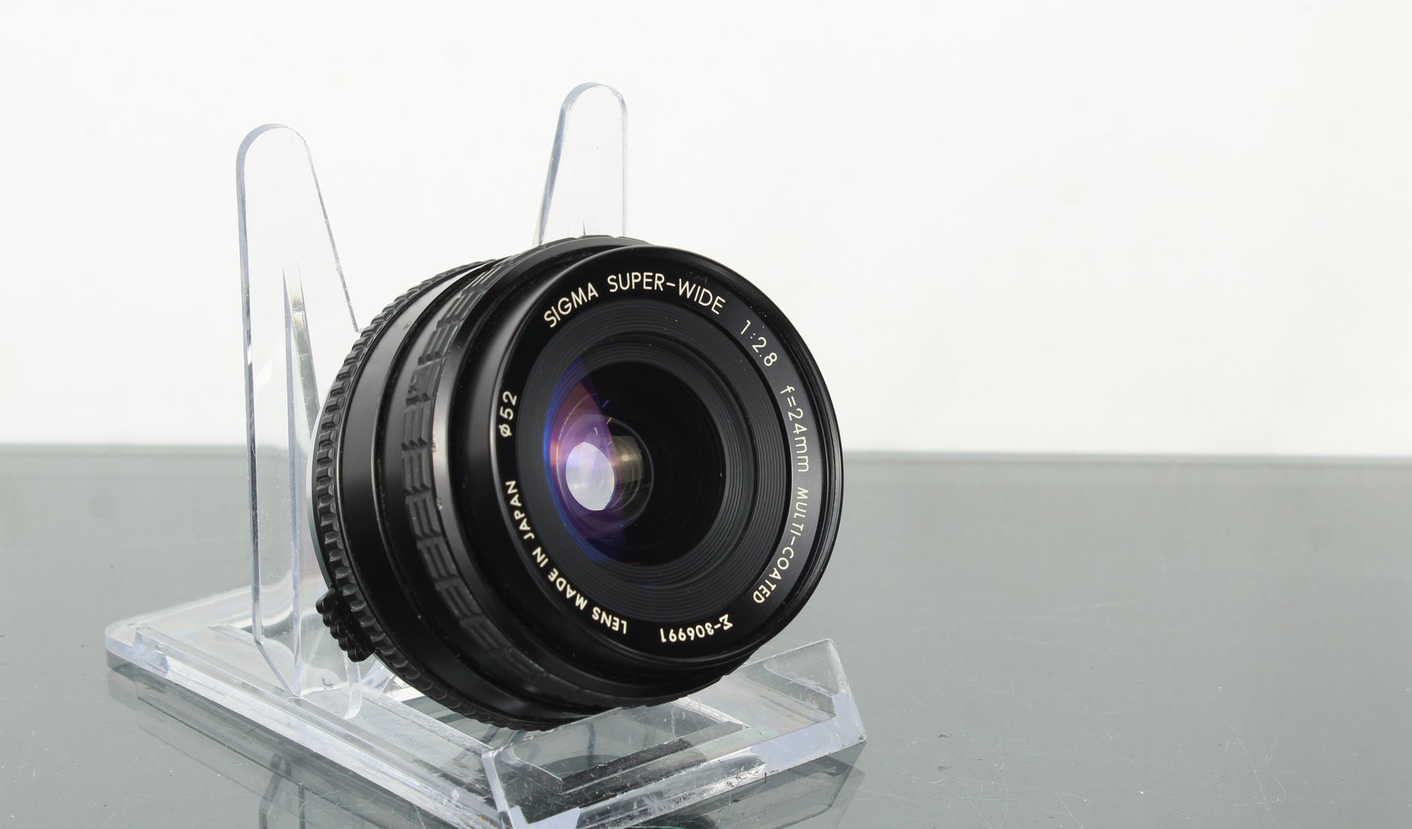 Sigma Super-Wide 24mm f/2.8