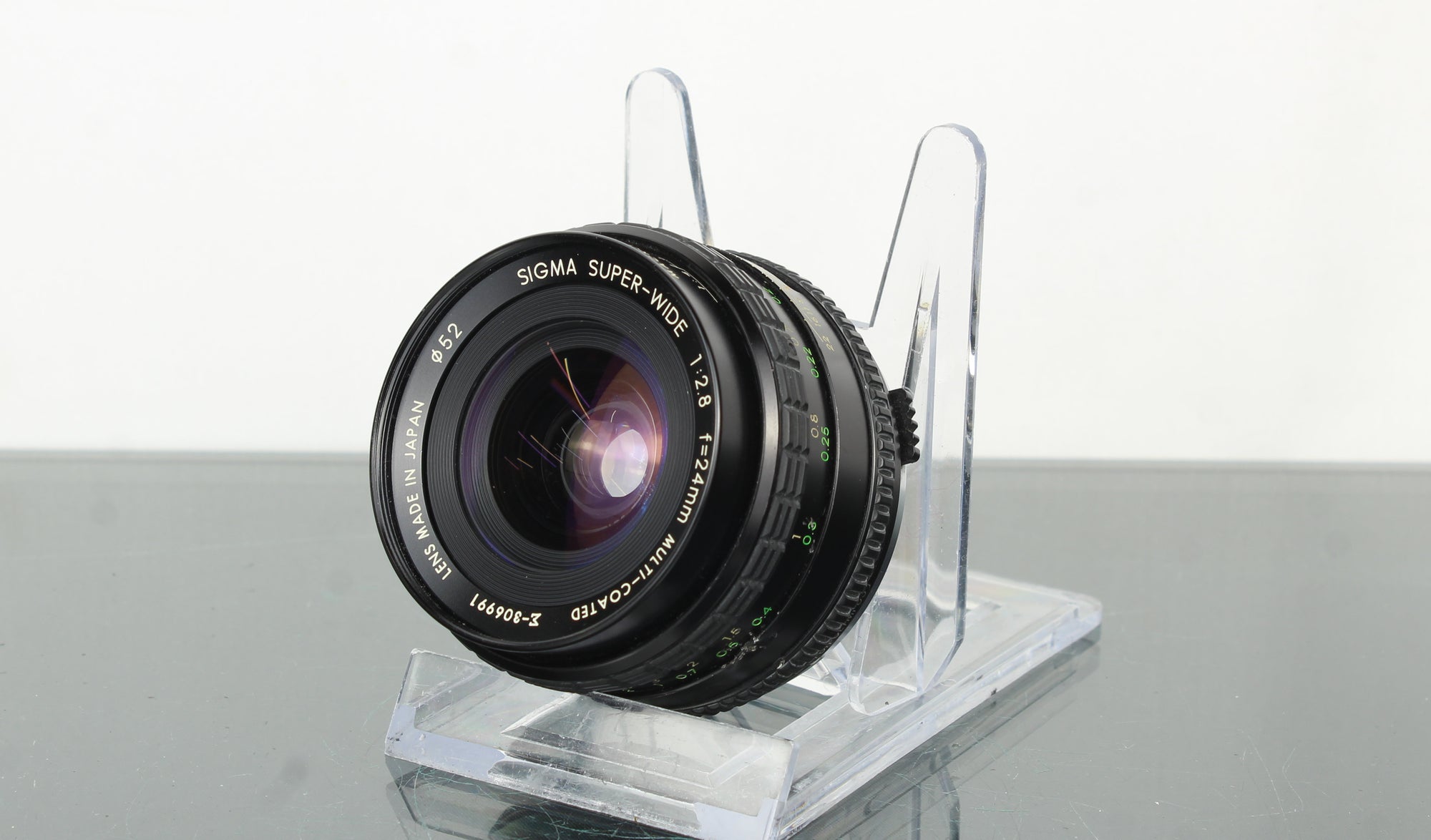 Sigma Super-Wide 24mm f/2.8